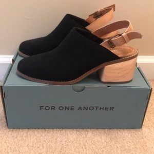 Toms Leila Slingback Clogs